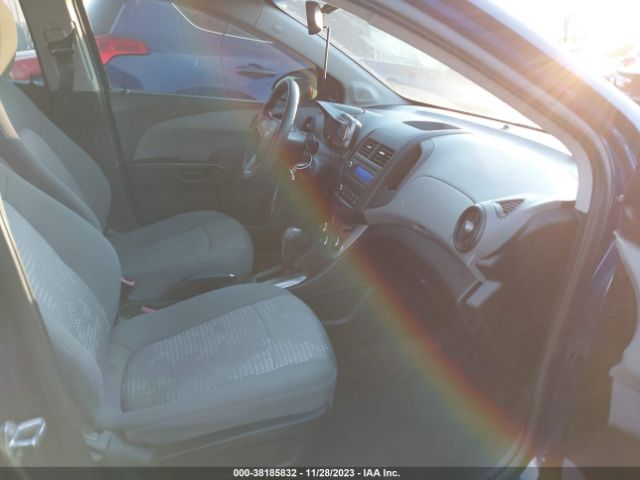 Photo 4 VIN: 1G1JA5SH9D4179261 - CHEVROLET SONIC 