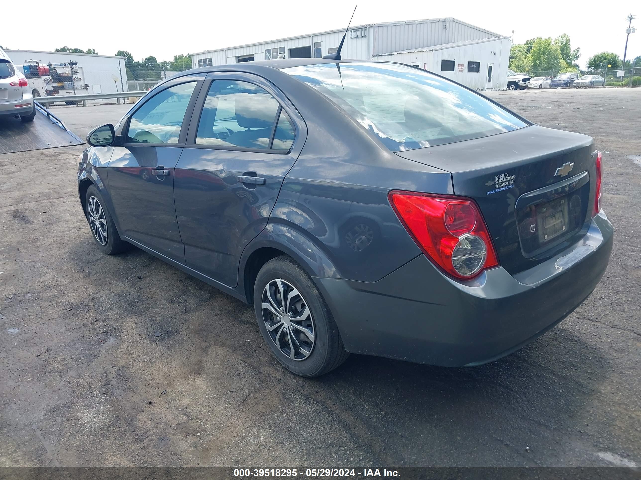 Photo 2 VIN: 1G1JA5SH9D4192754 - CHEVROLET SONIC 