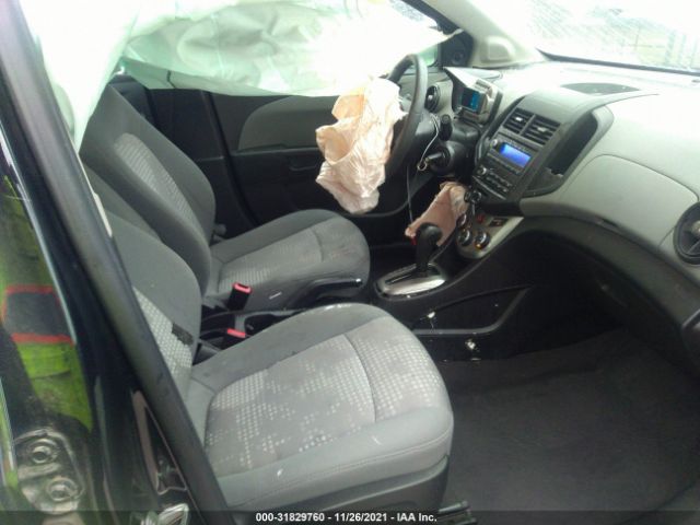 Photo 4 VIN: 1G1JA5SH9D4252905 - CHEVROLET SONIC 