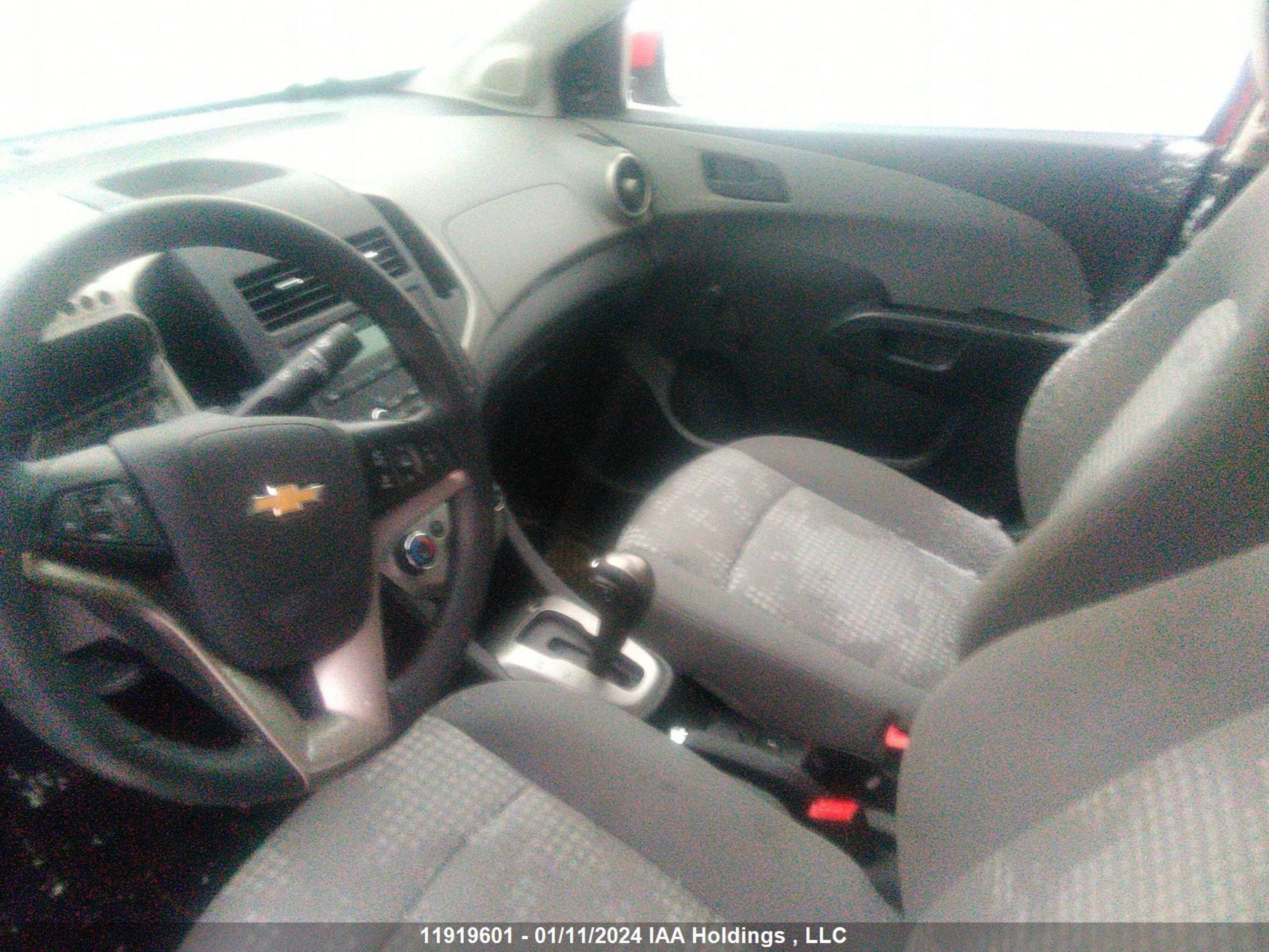 Photo 4 VIN: 1G1JA5SH9F4136767 - CHEVROLET SONIC 