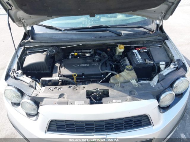 Photo 9 VIN: 1G1JA5SHXF4140388 - CHEVROLET SONIC 