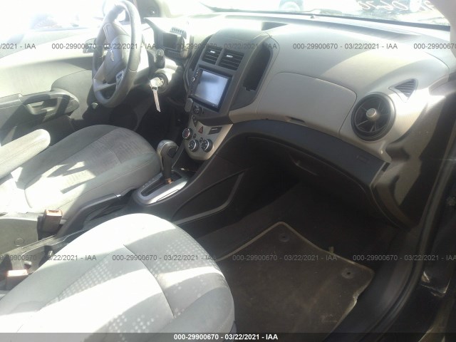 Photo 4 VIN: 1G1JA6SG0D4149255 - CHEVROLET SONIC 