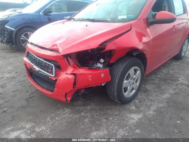 Photo 5 VIN: 1G1JA6SG4E4143752 - CHEVROLET SONIC 