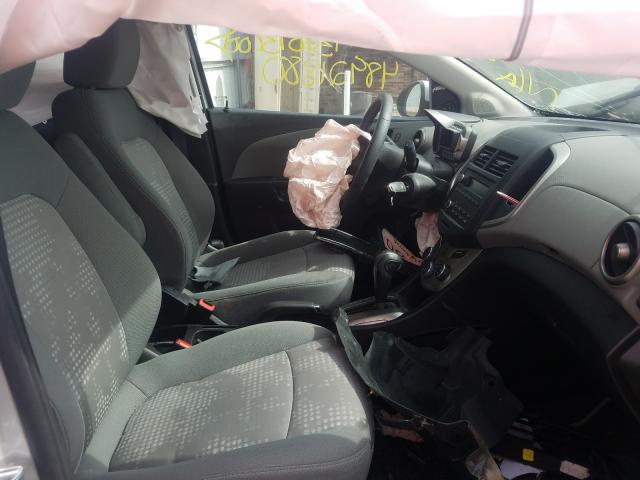 Photo 4 VIN: 1G1JA6SG5G4111069 - CHEVROLET SONIC LS 