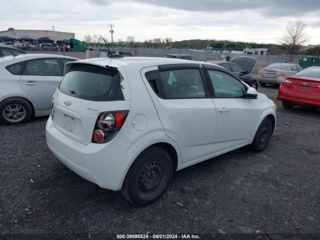 Photo 3 VIN: 1G1JA6SG7G4170852 - CHEVROLET SONIC 