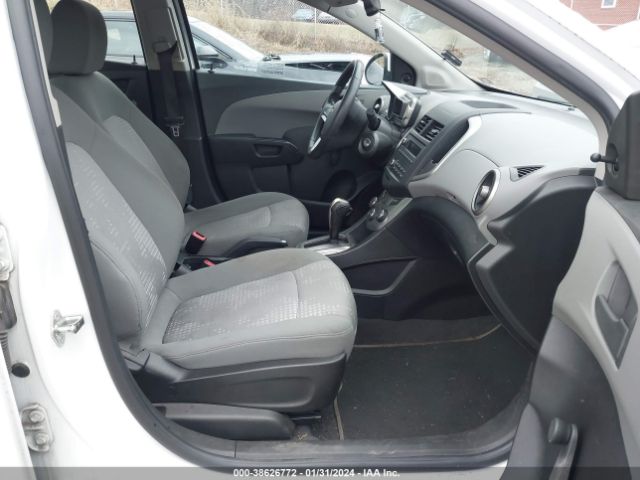 Photo 4 VIN: 1G1JA6SH0G4159345 - CHEVROLET SONIC 