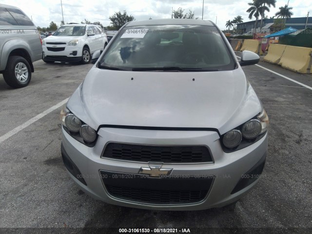 Photo 5 VIN: 1G1JA6SH1C4151796 - CHEVROLET SONIC 