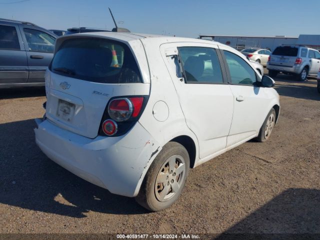 Photo 3 VIN: 1G1JA6SH1G4148967 - CHEVROLET SONIC 