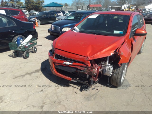 Photo 5 VIN: 1G1JA6SH2C4232497 - CHEVROLET SONIC 