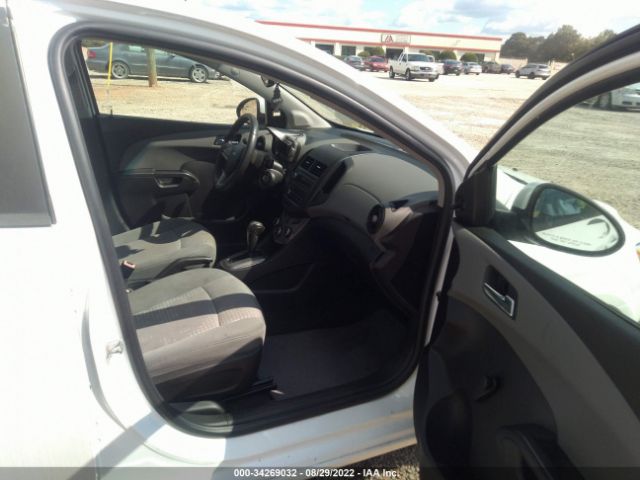 Photo 4 VIN: 1G1JA6SH2D4188048 - CHEVROLET SONIC 