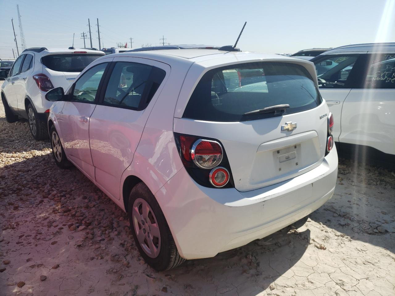 Photo 1 VIN: 1G1JA6SH3G4155922 - CHEVROLET SONIC 