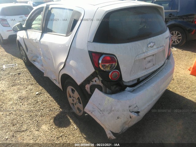 Photo 2 VIN: 1G1JA6SH4F4207668 - CHEVROLET SONIC 