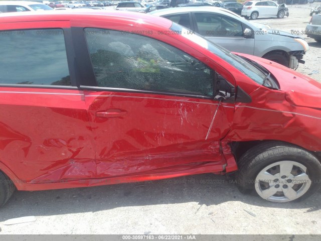 Photo 5 VIN: 1G1JA6SH4F4217892 - CHEVROLET SONIC 