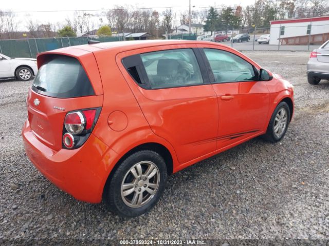 Photo 3 VIN: 1G1JA6SH5C4149176 - CHEVROLET SONIC 