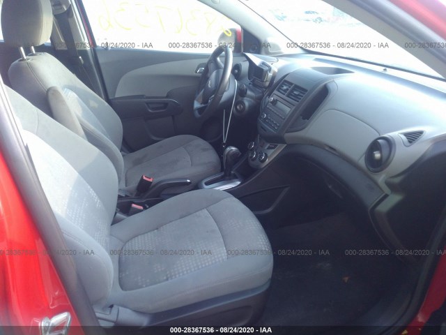 Photo 4 VIN: 1G1JA6SH5D4185824 - CHEVROLET SONIC 