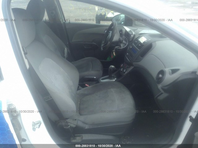 Photo 4 VIN: 1G1JA6SH6C4186396 - CHEVROLET SONIC 