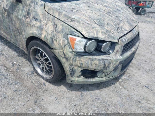 Photo 5 VIN: 1G1JA6SH6F4190422 - CHEVROLET SONIC 