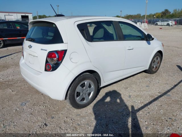 Photo 3 VIN: 1G1JA6SH7G4174232 - CHEVROLET SONIC 