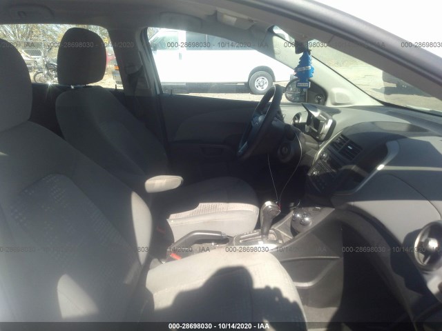 Photo 4 VIN: 1G1JA6SH8G4175518 - CHEVROLET SONIC 