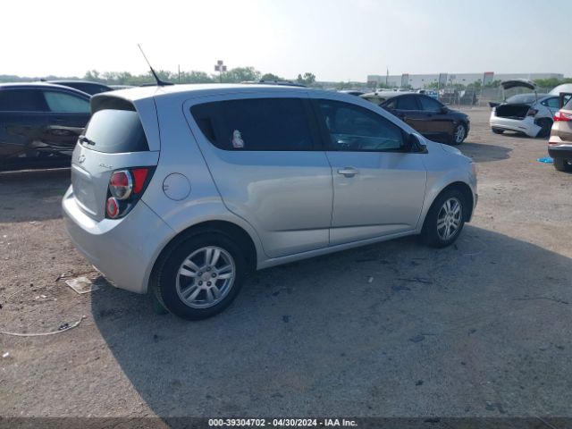 Photo 3 VIN: 1G1JA6SH9C4138343 - CHEVROLET SONIC 