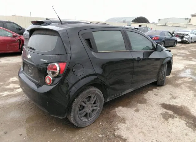 Photo 3 VIN: 1G1JA6SH9C4157748 - CHEVROLET SONIC 