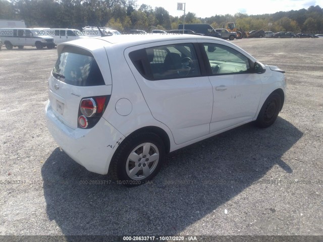 Photo 3 VIN: 1G1JA6SHXE4204854 - CHEVROLET SONIC 