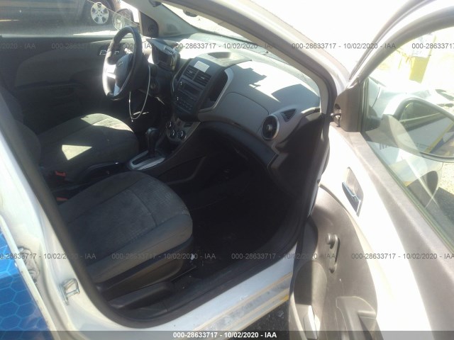 Photo 4 VIN: 1G1JA6SHXE4204854 - CHEVROLET SONIC 