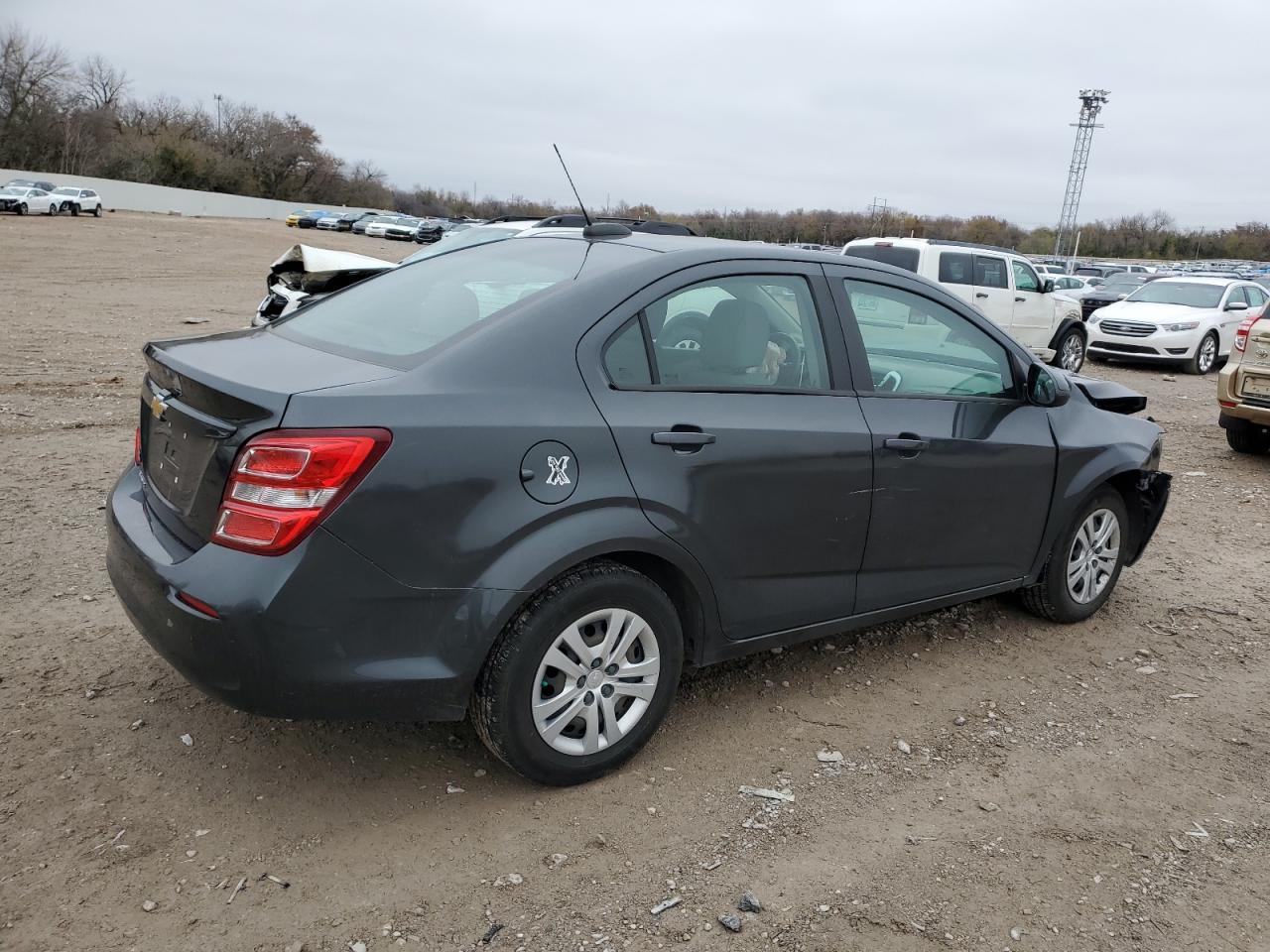 Photo 2 VIN: 1G1JB5SB5L4106248 - CHEVROLET SONIC 