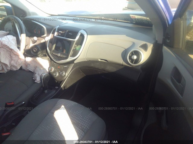 Photo 4 VIN: 1G1JB5SG6J4118353 - CHEVROLET SONIC 