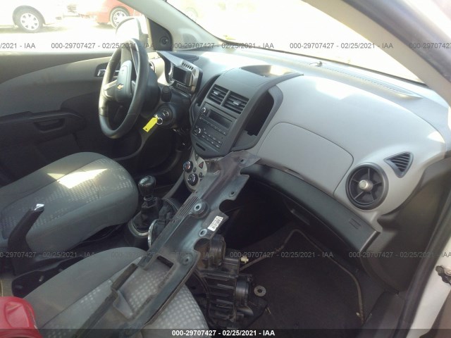 Photo 4 VIN: 1G1JB5SH0C4153465 - CHEVROLET SONIC 