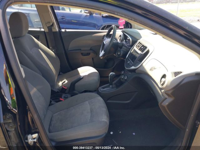 Photo 4 VIN: 1G1JB5SH0J4113870 - CHEVROLET SONIC 