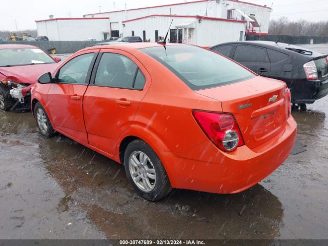 Photo 2 VIN: 1G1JB5SH2C4218557 - CHEVROLET SONIC 