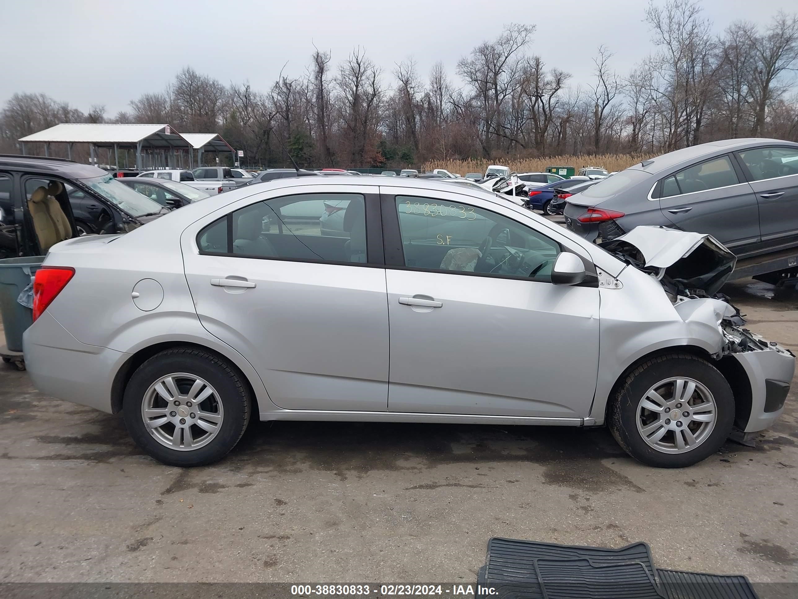 Photo 12 VIN: 1G1JB5SH3C4171541 - CHEVROLET SONIC 