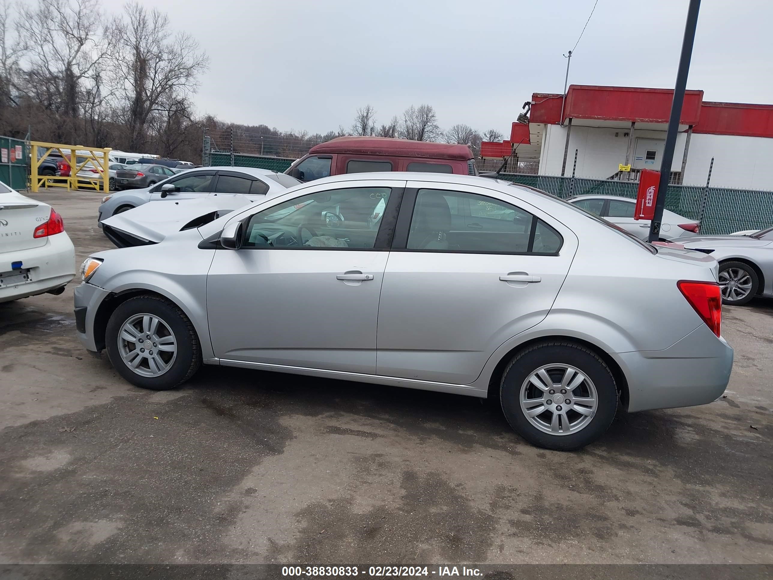 Photo 13 VIN: 1G1JB5SH3C4171541 - CHEVROLET SONIC 