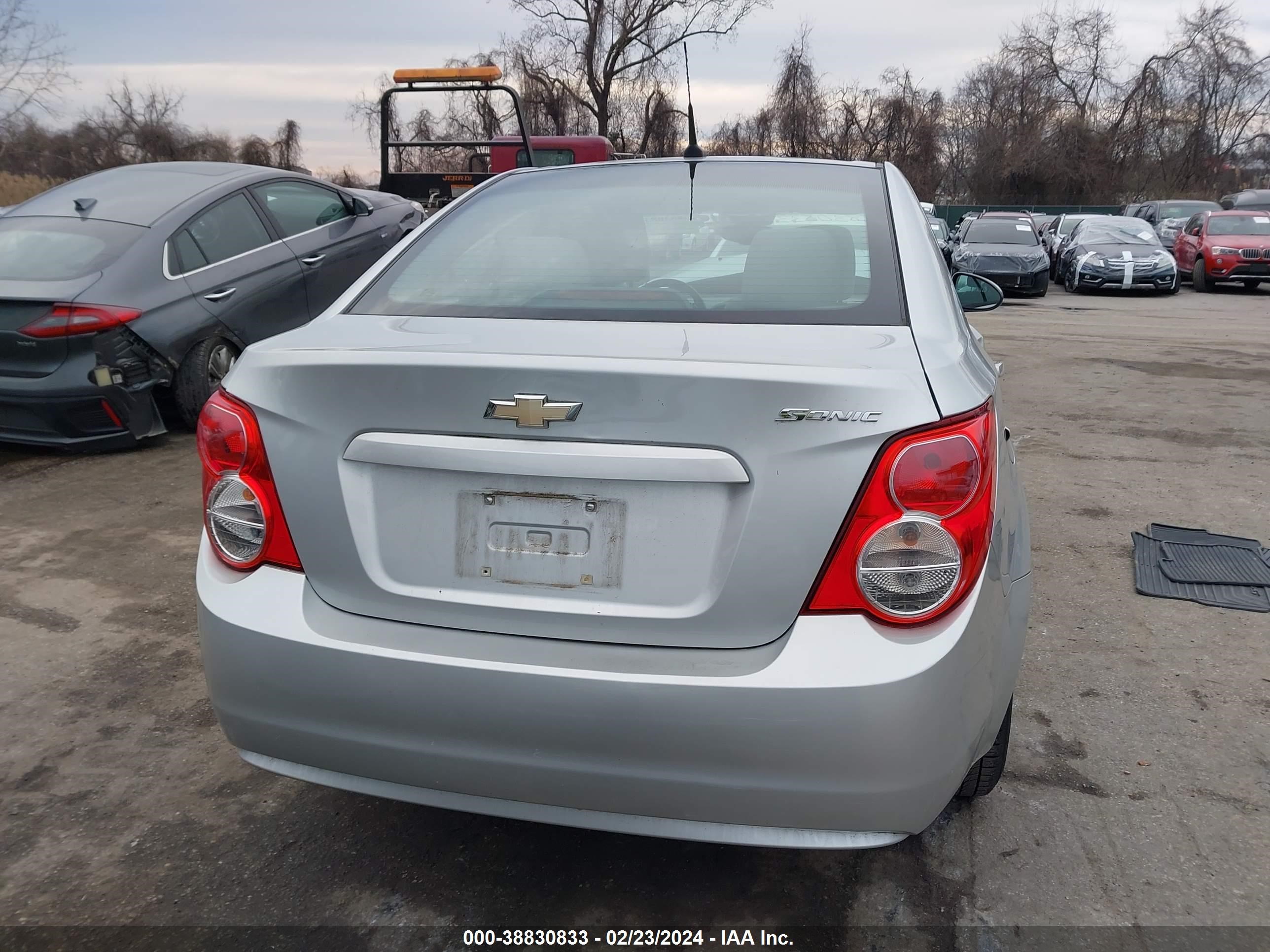 Photo 15 VIN: 1G1JB5SH3C4171541 - CHEVROLET SONIC 