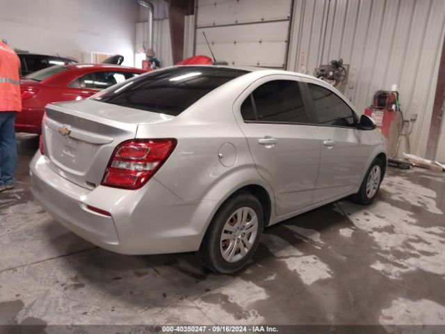 Photo 3 VIN: 1G1JB5SH3H4124646 - CHEVROLET SONIC 