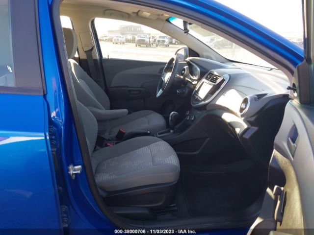 Photo 4 VIN: 1G1JB5SH5H4176425 - CHEVROLET SONIC 