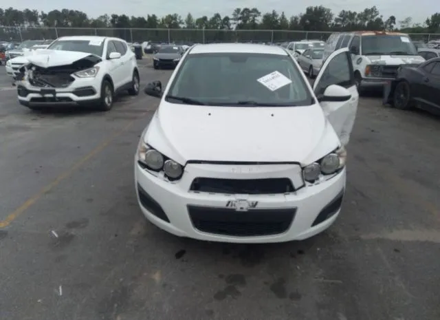 Photo 5 VIN: 1G1JB5SH6C4109874 - CHEVROLET SONIC 