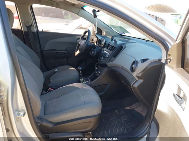 Photo 4 VIN: 1G1JB5SH6C4159691 - CHEVROLET SONIC 