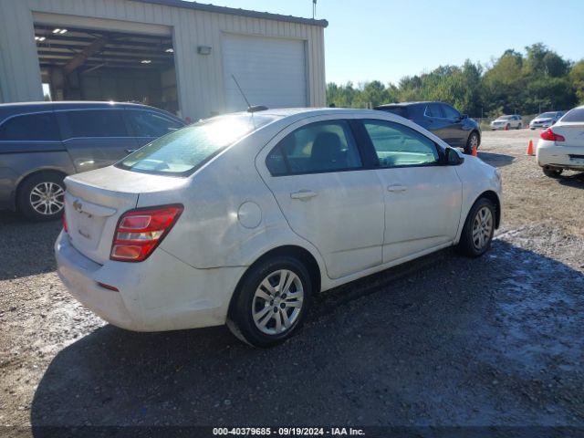 Photo 3 VIN: 1G1JB5SH6J4113808 - CHEVROLET SONIC 