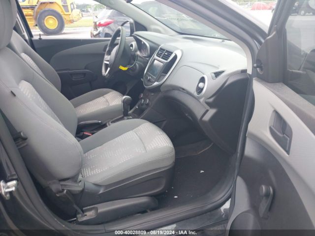 Photo 4 VIN: 1G1JB5SH7H4139702 - CHEVROLET SONIC 