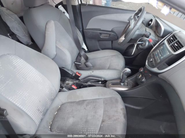 Photo 4 VIN: 1G1JB5SH9H4106183 - CHEVROLET SONIC 