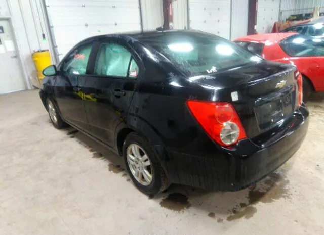 Photo 2 VIN: 1G1JB5SHXC4132932 - CHEVROLET SONIC 