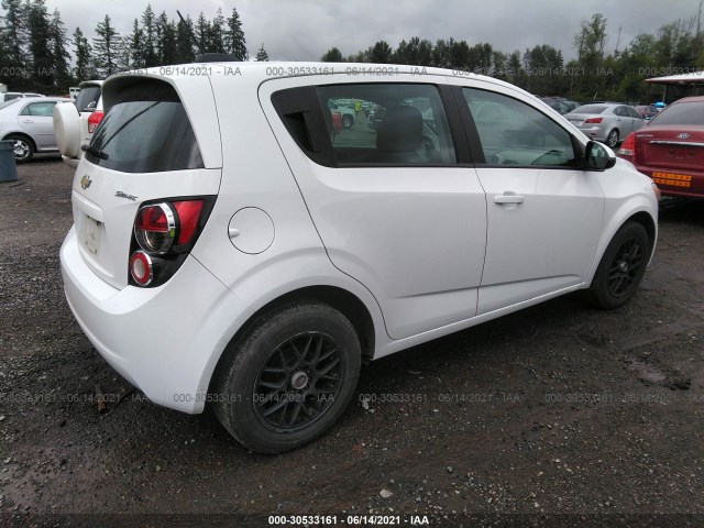 Photo 3 VIN: 1G1JB6SG5F4113948 - CHEVROLET SONIC 