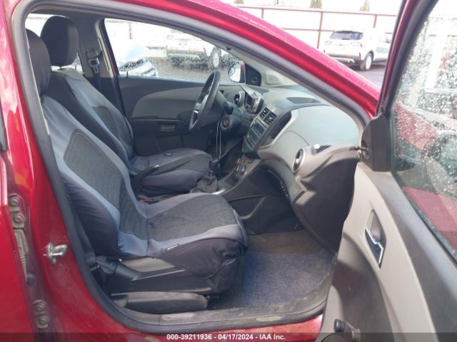 Photo 4 VIN: 1G1JB6SH2E4186430 - CHEVROLET SONIC 