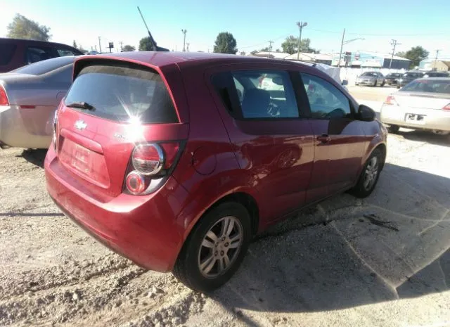 Photo 3 VIN: 1G1JB6SH3C4122667 - CHEVROLET SONIC 