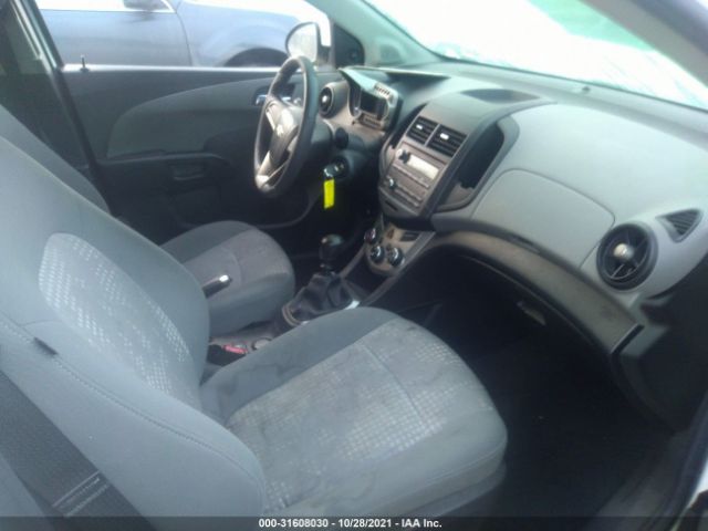 Photo 4 VIN: 1G1JB6SH6C4100422 - CHEVROLET SONIC 