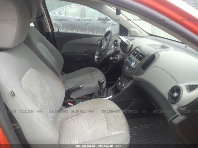 Photo 4 VIN: 1G1JB6SH6C4202481 - CHEVROLET SONIC 