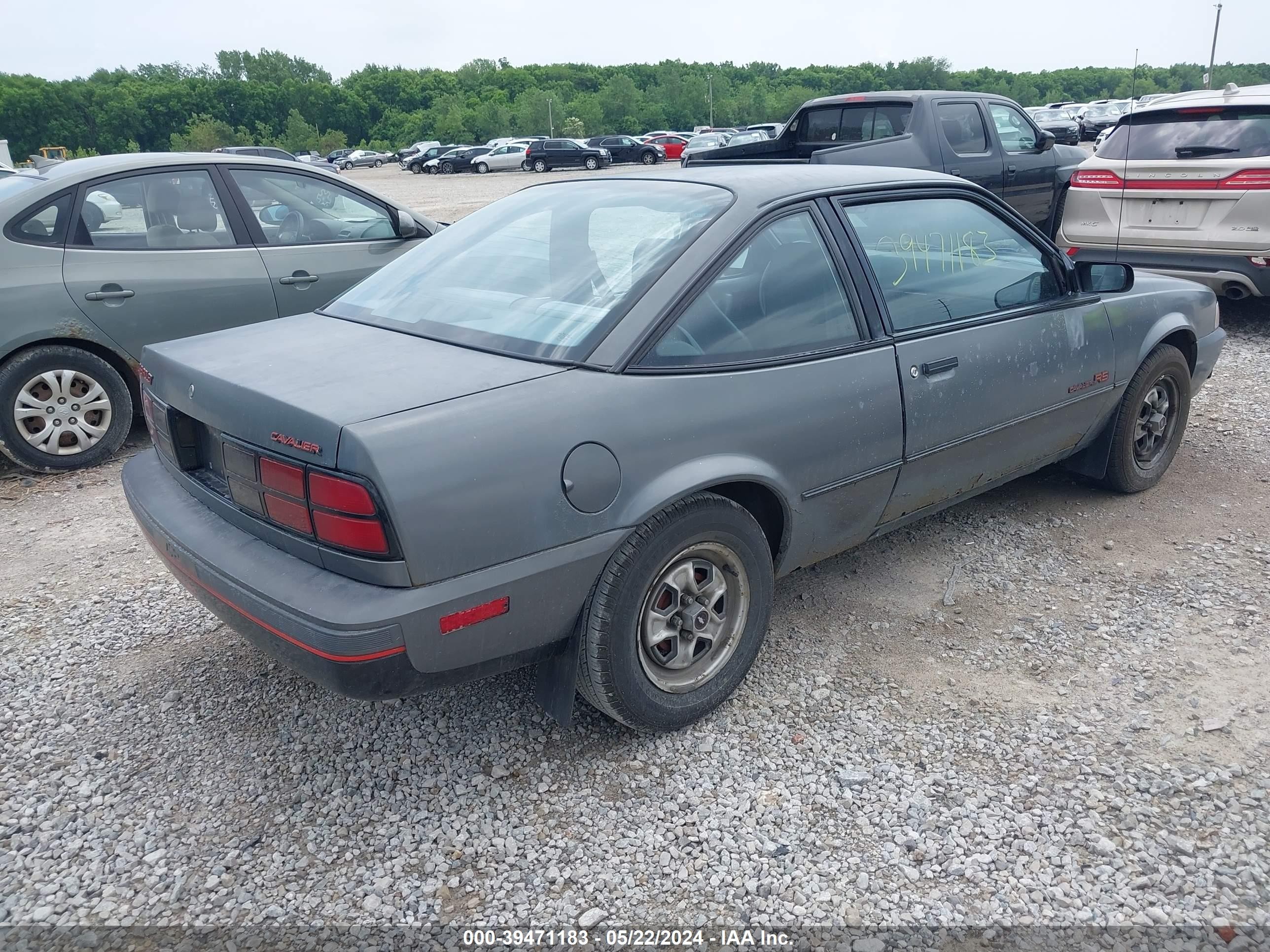 Photo 3 VIN: 1G1JC1117KJ223084 - CHEVROLET CAVALIER 