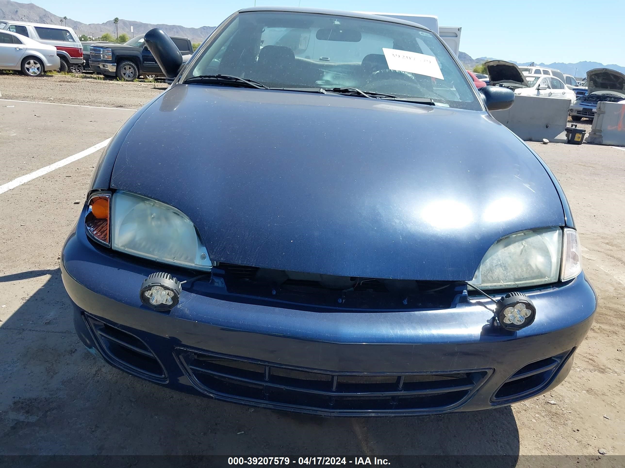 Photo 5 VIN: 1G1JC1240Y7455220 - CHEVROLET CAVALIER 